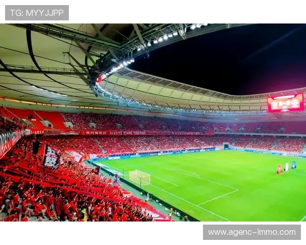 足球直播手机版用户体验优化，界面更友好操作更便捷让足球迷尽享精彩赛事